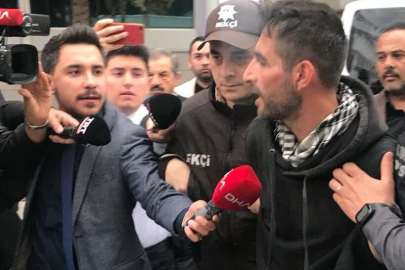 AK Parti Ankara İl Başkanlığı binasına taşlı saldırıya gözaltı