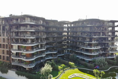 İzmir'deki lüks site yangınında kriminal sonuçlar bekleniyor