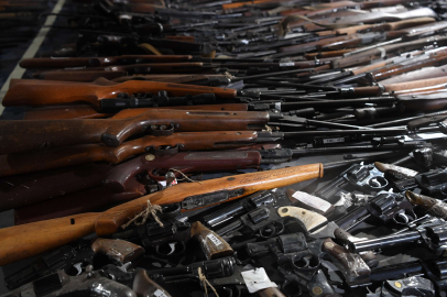 Sırbistan’da 13 bin 500 yasa dışı silah yetkililere teslim edildi