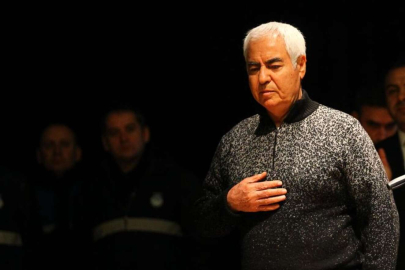 Sanatçı Nuri Sesigüzel hayatını kaybetti