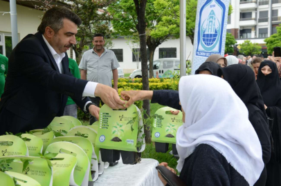 Yıldırım Belediyesi'nden 25 bin fide