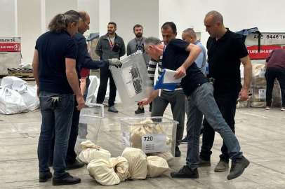 Yurt dışı oyları 5 kilitli odada korunuyor