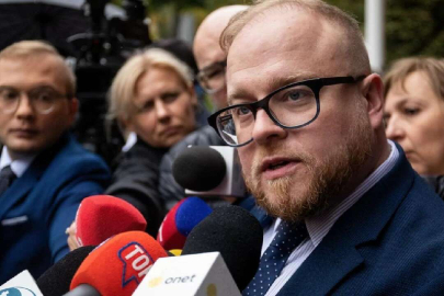 Zelenskiy’den özür dilemesini isteyen Polonya Dışişleri Bakanlığı Sözcüsü görevden alındı