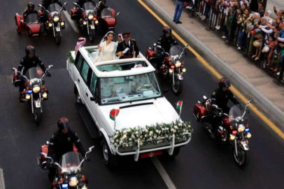 Ürdün Veliaht Prensi Hüseyin ile Suudi Arabistanlı gelin Racva Al Seyf evlendi