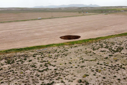 Konya'da yeni obruk: 25 metre çapında