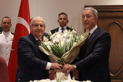 Milli Savunma Bakanlığı'nda devir teslim töreni