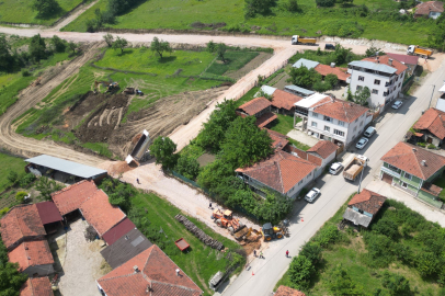 Yeniceköy’de 1 yılda 14 kilometre yol açıldı