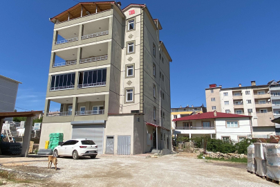 Jandarma karakol komutanı evinde ölü bulundu