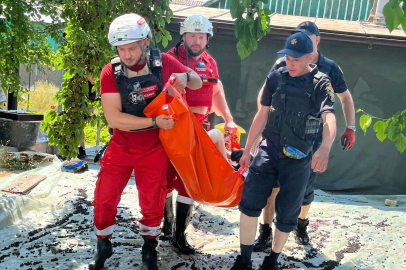 Nova Kakhovka hidroelektrik santrali bölgesinden 17 bin kişi tahliye edildi