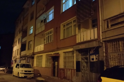 Kız arkadaşını eve kabul etmeyen anneye darp!