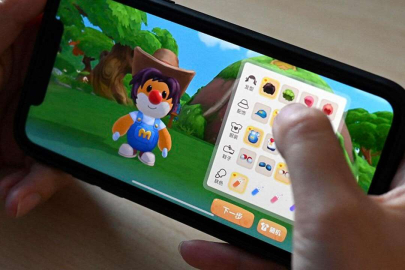 Annesinin kredi kartıyla, oyunlara 64 bin dolar harcadı