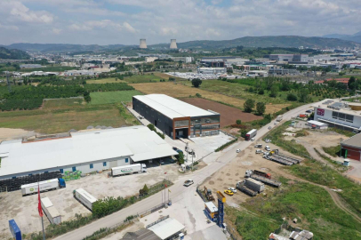 Bursa'da birinci sınıf tarım arazisine kaçak fabrika!