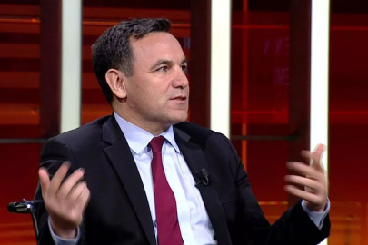 Sözcü yazarı Zeyrek’ten Kılıçdaroğlu’na: Kaybetmenin faturasını yoksul Anadolu köylüsüne kesiyor!