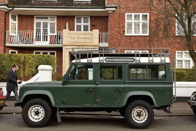 İngiltere'de çevreyi kirleten araçlar iki kat fazla park ücreti ödeyecek