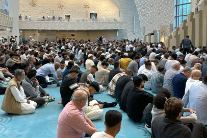 Almanya’da Kurban Bayramı namazı kılındı