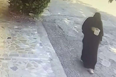 Kezzaplı saldırgan çarşaf giyen erkek çıktı