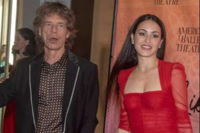 Mick Jagger sekizinci çocuğunun annesi Melanie Hamrick ile nişanlandı