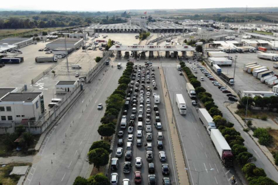 Bayram tatilinde gümrük kapılarından 1 milyon 126 bin yolcu geçti