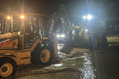 Melen Çayı taştı: 1000’e yakın araç tahliye edildi