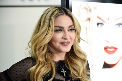 Ölümden dönen Madonna tedavi sonrası ilk kez görüntülendi