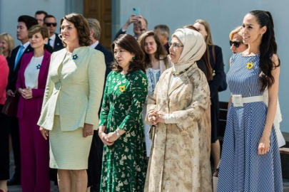 Emine Erdoğan, Litvanya’da Ukraynalı çocuk, kadın ve gençlerle buluştu