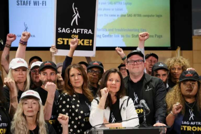63 yıl sonra bir ilk: Hollywood yıldızları grevde