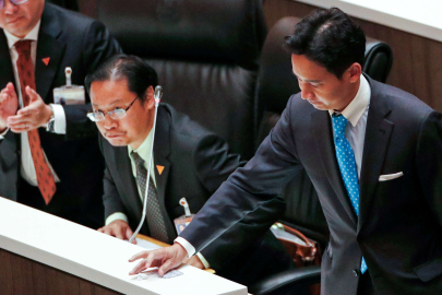 Tayland'da başbakan adayı Pita’nın milletvekilliği askıya alındı