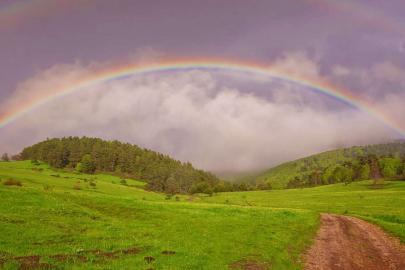 İsviçre Alpleri değil Amasya yaylaları