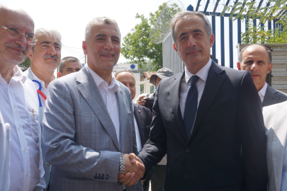 Ticaret Bakanı Bolat: "2021 yılında 225 milyar dolar olan ihracatımız, 2022 yılında 254 milyar dolara ulaştı"