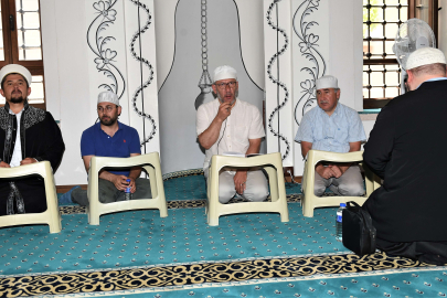 Kediler Tekkesi’nin son şeyhi dualarla anıldı