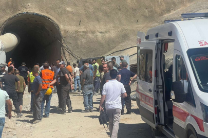 Manisa'da hızlı tren şantiyesinde gazdan etkilenen 2 işçi kurtarıldı