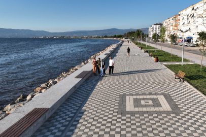 Bursa Büyükşehir sahillere değer katıyor