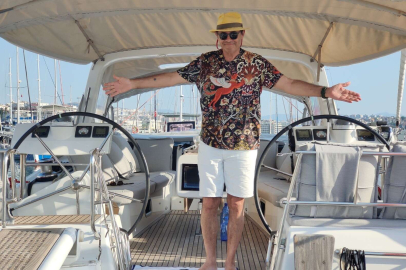 Hasta eşini terk ettiği iddia edilen Ayhan Sicimoğlu’ndan açıklama