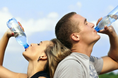 Günde, her 1 kilo için 30 mililitre su içmeliyiz