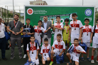 Yıldırım'da Kur'an kursu öğrencilerinin futbol turnuvası tamamlandı