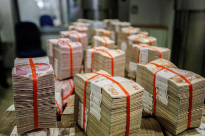 Nisan'da bütçe 175 milyar TL açık verdi