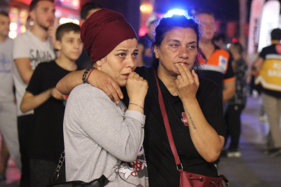 24 yıl geçti ama acı hala aynı: 17 Ağustos'un yıl dönümünde Sakarya'da hüzünlü anma