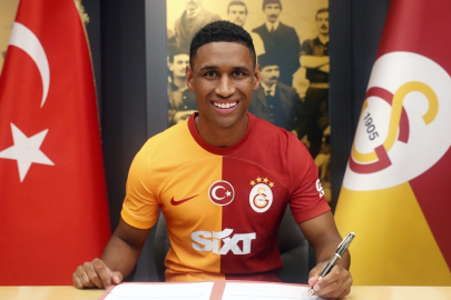 Galatasaray'da Tete'nin lisansı çıktı