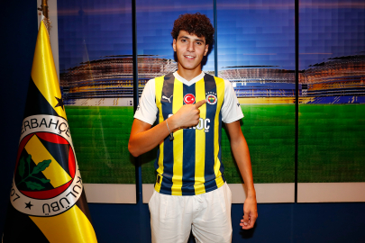 Fenerbahçe, Omar Fayed'in lisansını çıkarttı