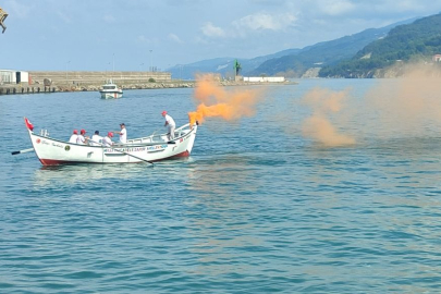 Milli Mücadele’nin simgesi İnebolu Denk Kayığı deniz şenliklerinde göz doldurdu