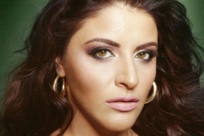 Amcasını kaybeden Zara Sivas konserini iptal etti