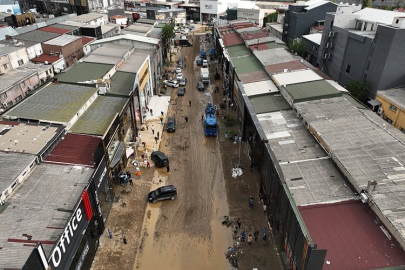 İstanbul'da selden etkilenen hanelere 15 bin lira yardım