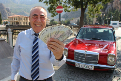 Arabasını satın alana üstüne ‘bir deste para’ verecek