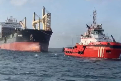 Rusya’ya giden kargo gemisi İstanbul Boğazı’nda arıza yaptı