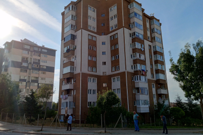 Blok ve daire numaranıza dikkat: Kendi evlerini satamıyorlar