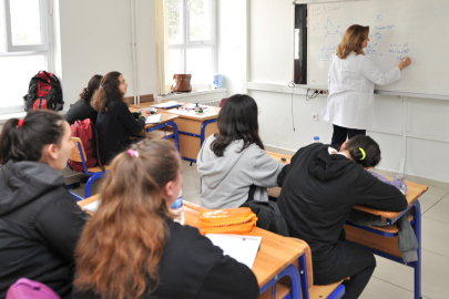 Lisede sınıf tekrarı geri geldi