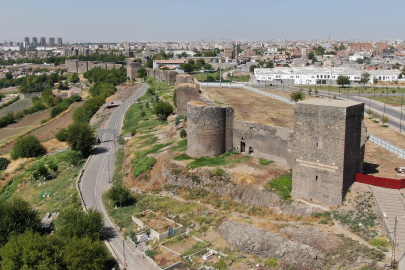 Diyarbakır Surları'nda restorasyon sürüyor