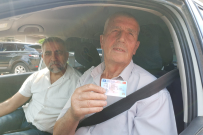 Pes etmedi: Bursa'da 73 yaşındaki sürücü ehliyetine kavuştu