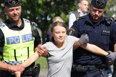 Greta Thunberg’e 2 ayda 2’inci “polise itaatsizlik” suçlaması