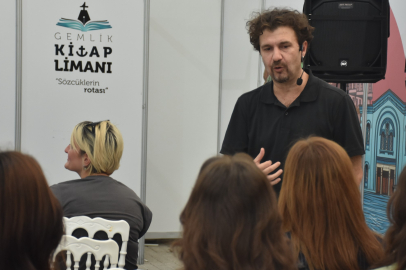 Kitap Limanı'nda 'Kurmacanın Doğası' konuşuldu